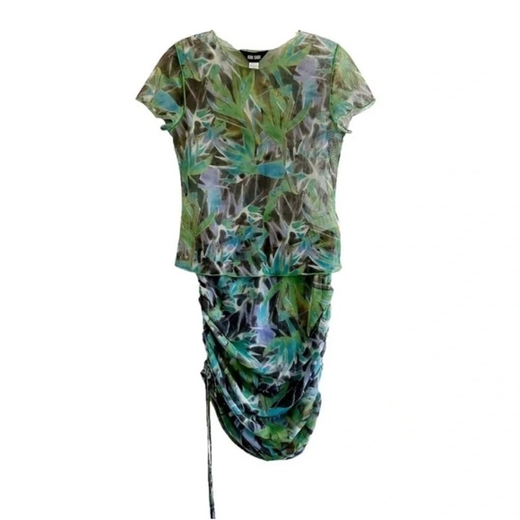 Kim Shui Green Mesh Print Top and Skirt Set - Picture 6 of 9